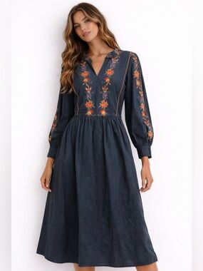 S5. NWT Boho Embroidered Floral Midi Dress lined with pockets Cotton